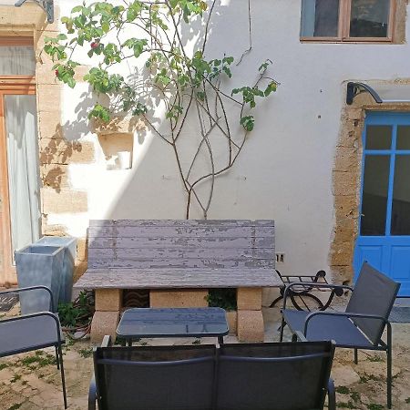 T2 Duplex "Chez Evelyne" Apartment เรอมูแล็งส์ ภายนอก รูปภาพ