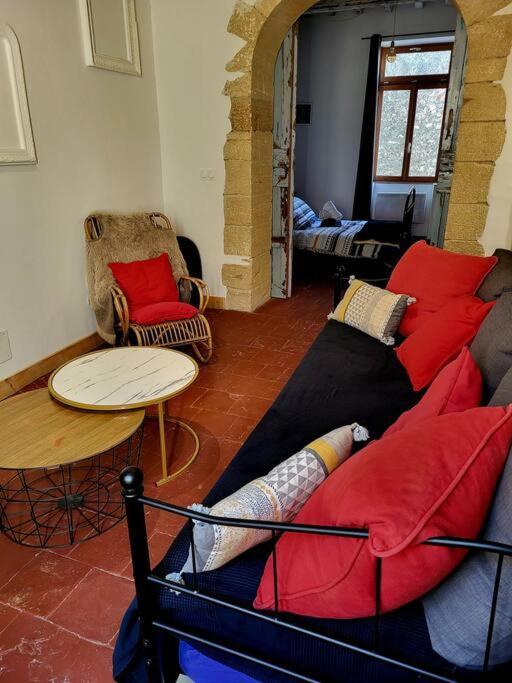 T2 Duplex "Chez Evelyne" Apartment เรอมูแล็งส์ ภายนอก รูปภาพ