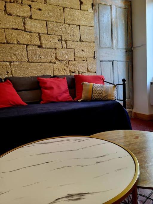 T2 Duplex "Chez Evelyne" Apartment เรอมูแล็งส์ ภายนอก รูปภาพ